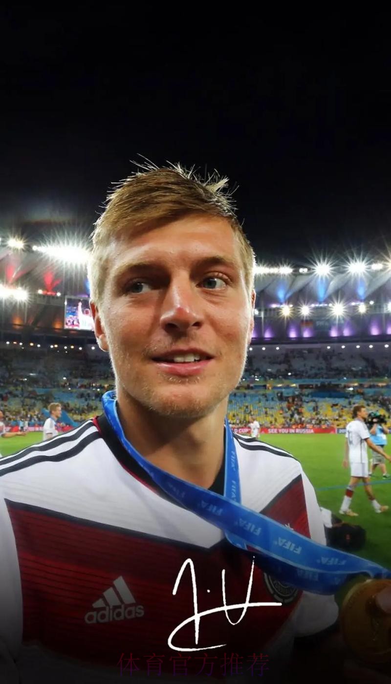 传奇无需多言! 克罗斯多项数据同期队内最多